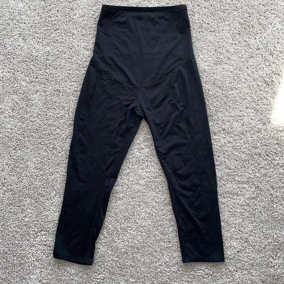 A Glow active maternity capri leggings size small maternity - Picture 1 of 2